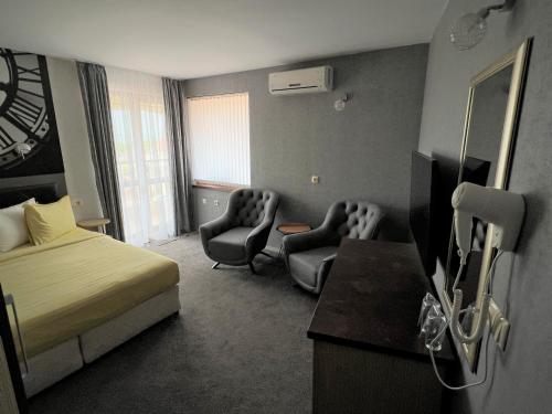 Hotel Lazur – Kiten, CO
