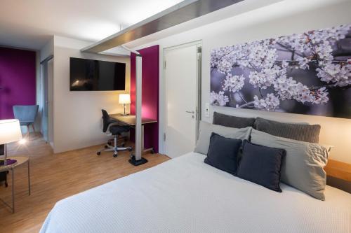 Apartment "Wild Berry" - Business-20 qm-ruhig-Parkplatz-Arbeitsplatz in Leonberg, Deutschland