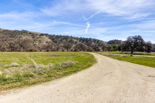 Pleasant Valley Wine Trail Home - Near Paso Robles - image 7