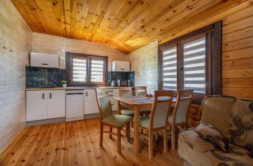 Uroczy Zakatek Uroczy Zakatek