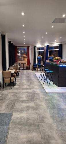 Étterem, HOTEL LE SAINT QUENTIN in Szentquentin