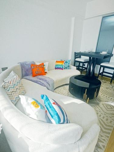 Eika - Refined and luxurious studio Apartment