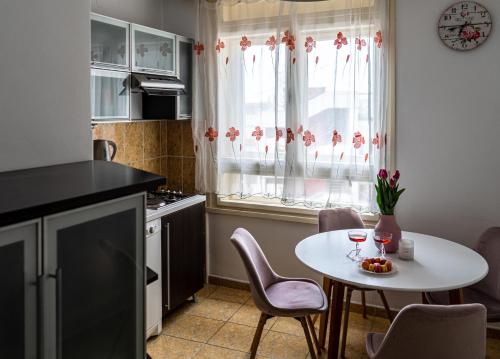 Apartment Sophie’s place - image 4