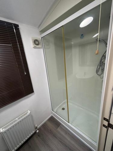 Island staycations holiday home in Eastchurch