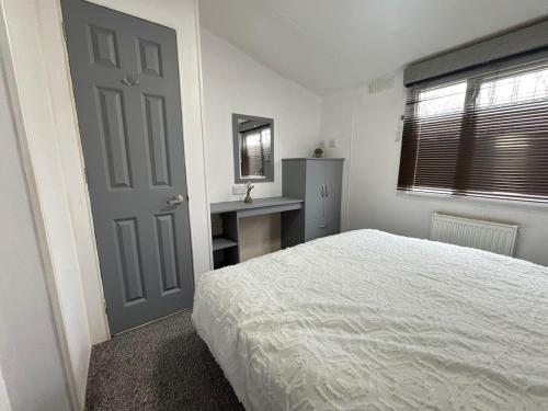 Island staycations holiday home in Eastchurch