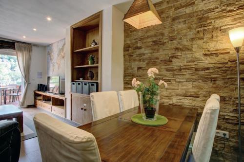 設施, Benahavis Penthouse Apartment in 貝納阿維斯鎮中心