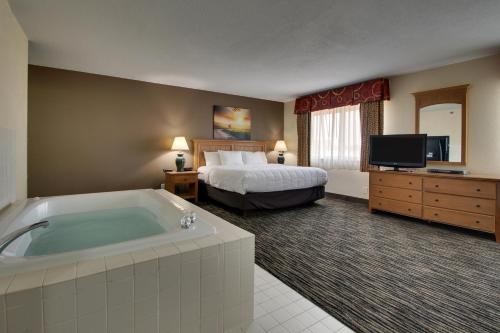 EverSpring Inn & Suites - image 10
