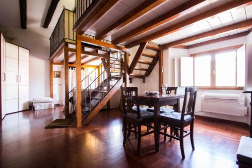  Altieri Loft Pantheon in Rom