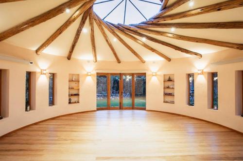 Beautiful 1BR House in Camino Real