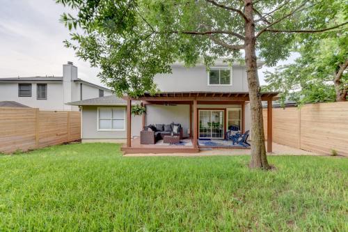 3BR family home with backyard