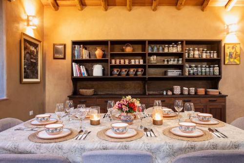 Stunning 1BR House in Camino Real