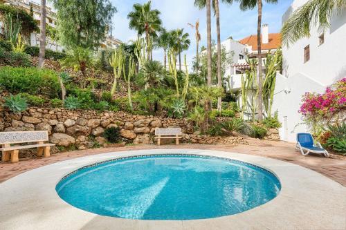 La Maestranza - Luxury Renovated Apartment - image 3