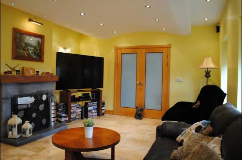 Tranquil Haven Mansion in Castlerea