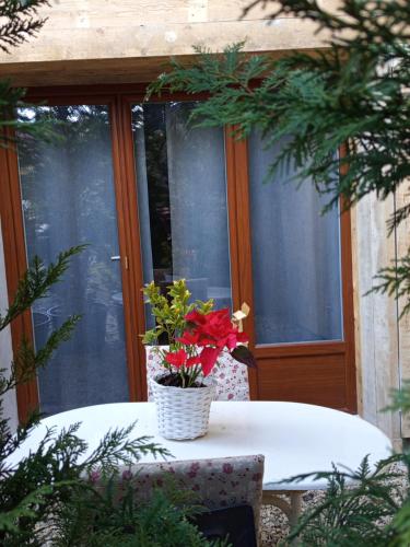 Exterior view, Fully equipped studio in Chatillon-en-Michaille