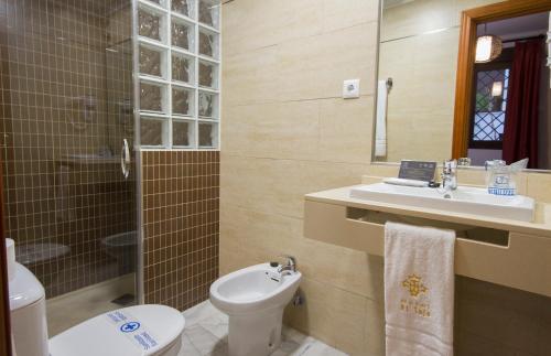 Single Room image 5