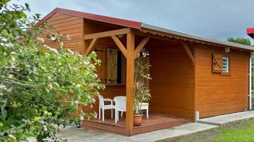 Charmante maison en bois in Capesterre-Belle-Eau