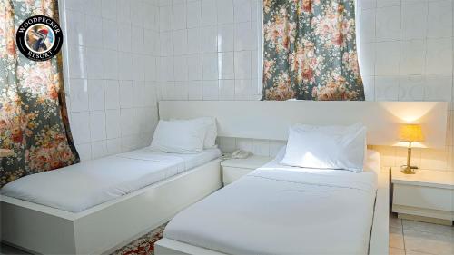 Standard Double Room image 4