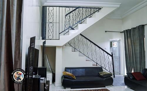 Deluxe Family Room image 8