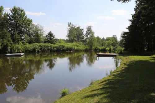 Spectacular Garden Chalet close to Rib Mountain