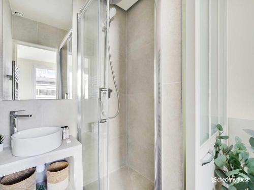 Charming apartment - 2BR/6P - Faubourg-du-Roule - image 9