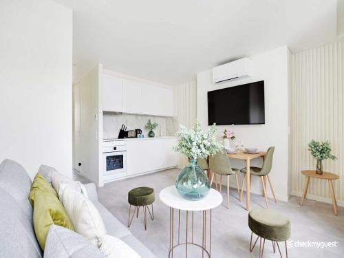 Charming apartment - 1BR/4P - Faubourg-du-Roule - image 4