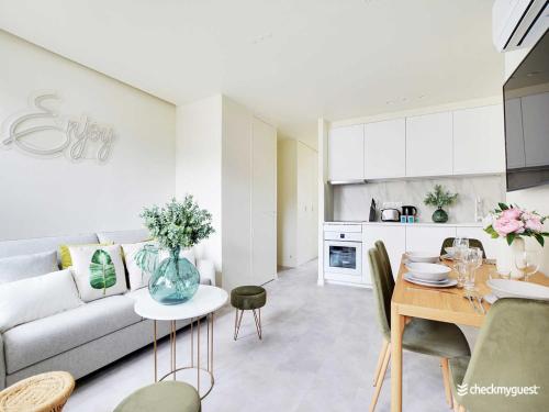 Charming apartment - 1BR/4P - Faubourg-du-Roule - image 3