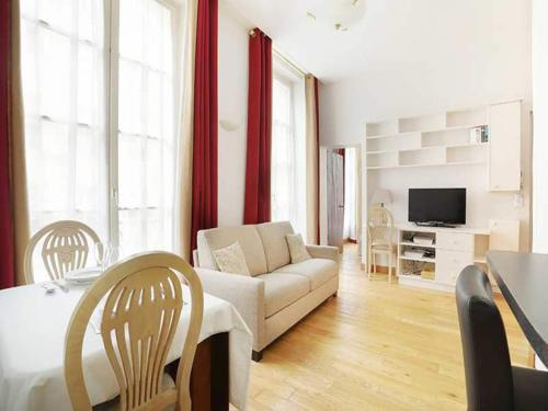 Charming apartment - 1BR/4P - Le Marais - image 13