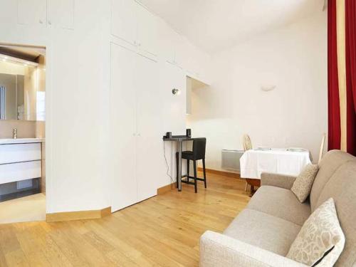 Charming apartment - 1BR/4P - Le Marais - image 12