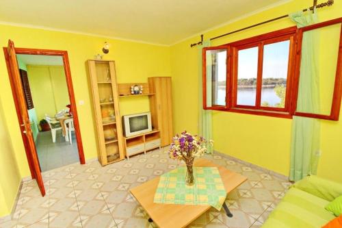 Three-Bedroom Apartment with Terrace and Sea View