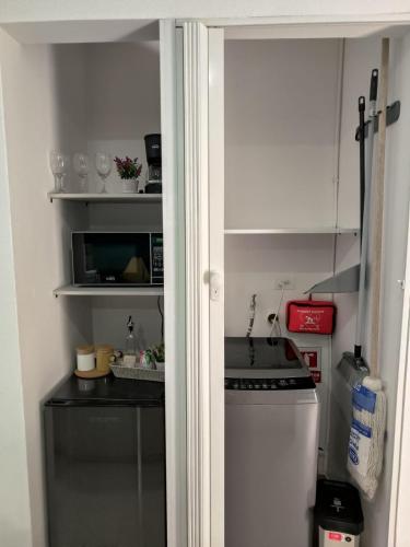 One-Bedroom Apartment image 10