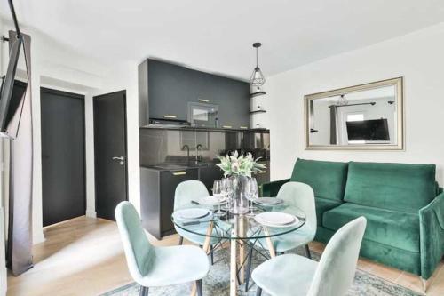 Appartement in the heart of Paris  Jardin du Luxembourg - image 3