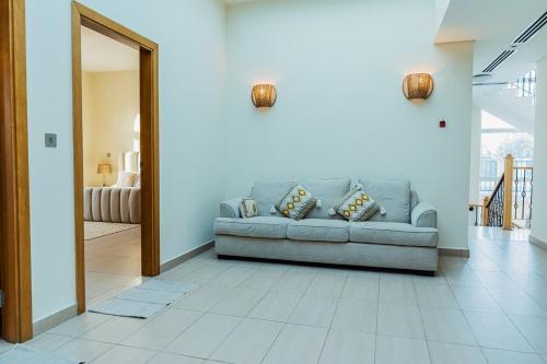 Stunning 4BR Jumeira Park Villa With Pool and Jacuzzi, Dubaï (photo 4)