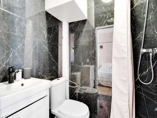Super Studio - Place de la Bastille - image 6