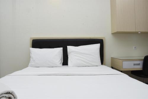 Elegant and Nice Studio at Evenciio Margonda Apartment By Travelio - image 5