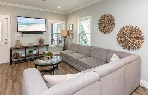 5004 Rookery3 sleeps 10 2 pools close to beach
