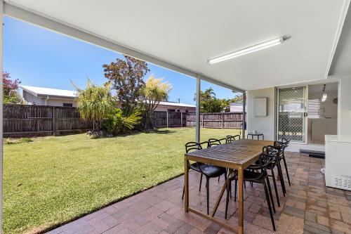 Very well presented 3 bedroom home welcoming 8 guests and the dog is allowed too