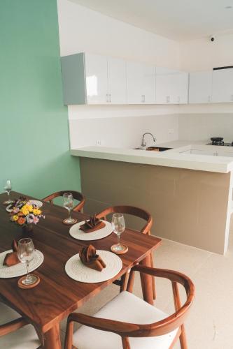 廚房, 艾瓦拉生活家園 - 由阿亞恩管理 (Evara Lifestyle Home by Aayan) in 塔巴南