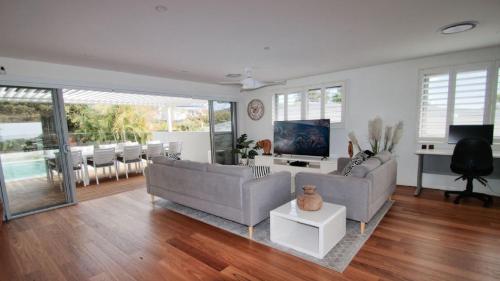 Instalaciones, The Pool House - Light and Spacious in Wamberal