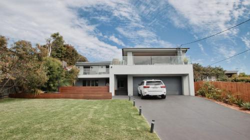 Instalaciones, The Pool House - Light and Spacious in Wamberal
