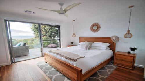 Instalaciones, The Pool House - Light and Spacious in Wamberal
