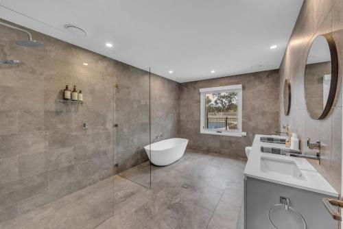 Ivy Hill - Tathra Bermagui Rd 1795 in Tanja