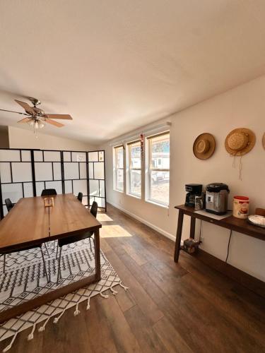 Létesítmények, Bodhi House, Joshua Tree National Park in Twentynine Palms