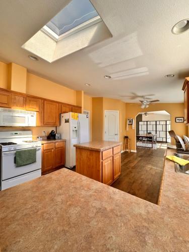 Konyha, Bodhi House, Joshua Tree National Park in Twentynine Palms