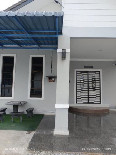 Izzara Homestay Tumpat in Pengkalan Kubor