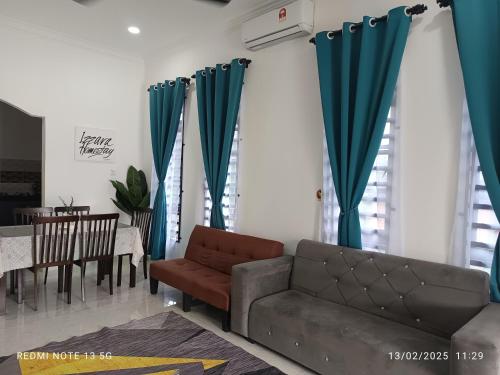 Izzara Homestay Tumpat in Pengkalan Kubor