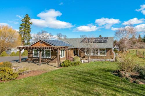 Quail On Sunset image