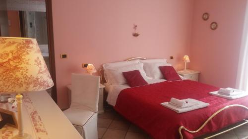 Guestroom, Villa Campo dei Fiori in Casciago