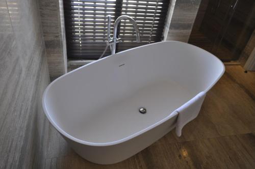Sun Hall Hotel image 33