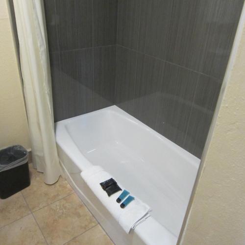 Baño, Pacific Best Inn in Seaside