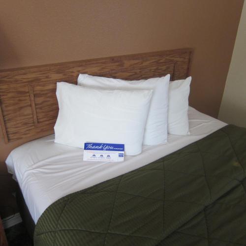 Pacific Best Inn – Seaside, CA
